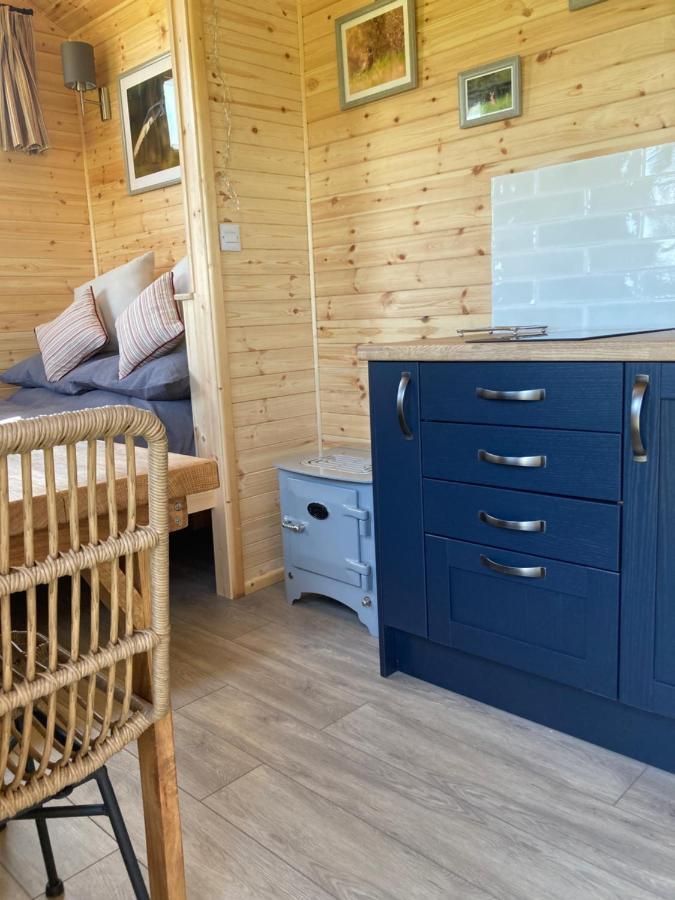 Shepherd's Huts In Barley Meadow At Spring Hill Farm Oxford
