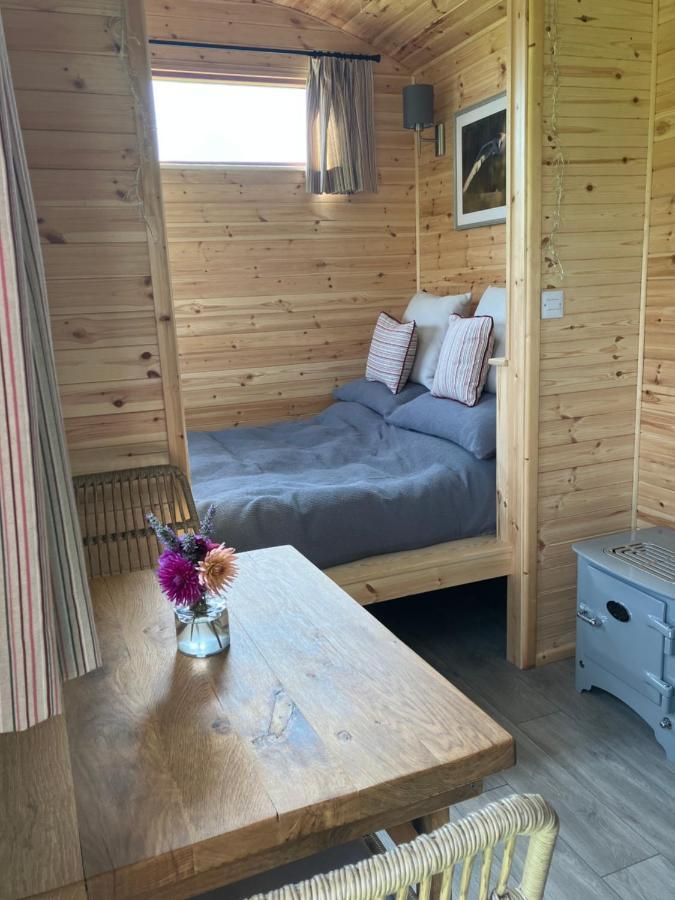 Shepherd's Huts In Barley Meadow At Spring Hill Farm Oxford